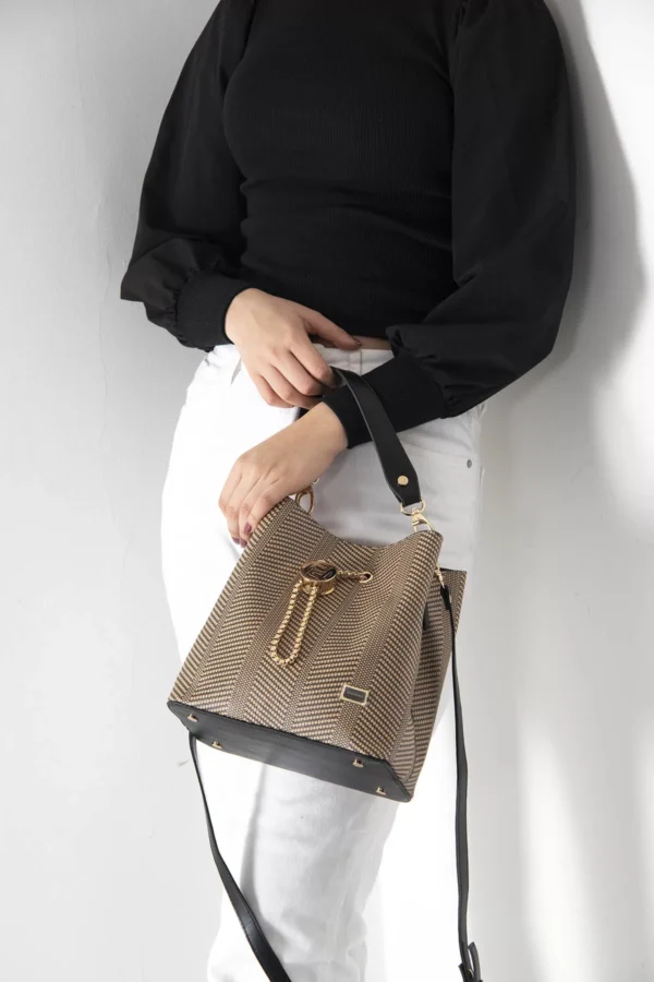 Дамска чанта „Катания“ в цвят черно и кафяво - 1 5307 00 28 01 2022 13 43 06 jpg