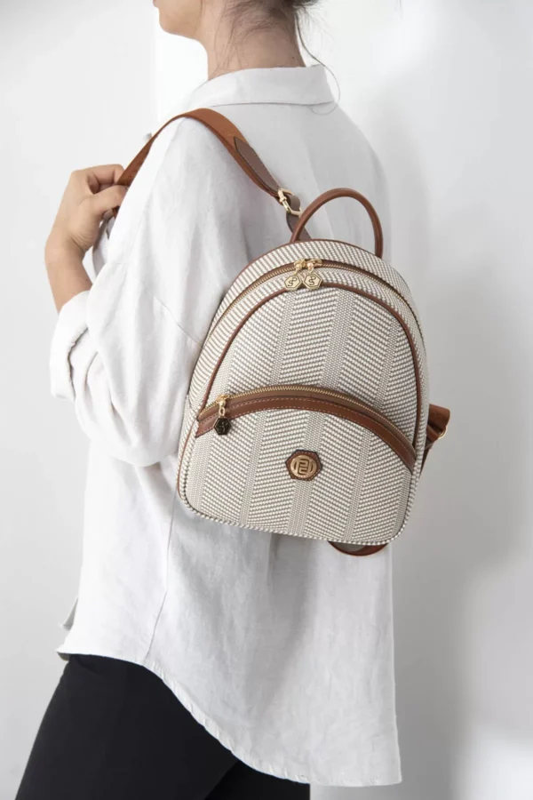 Дамска раница в цвят бежово и кафяво Silver&Polo