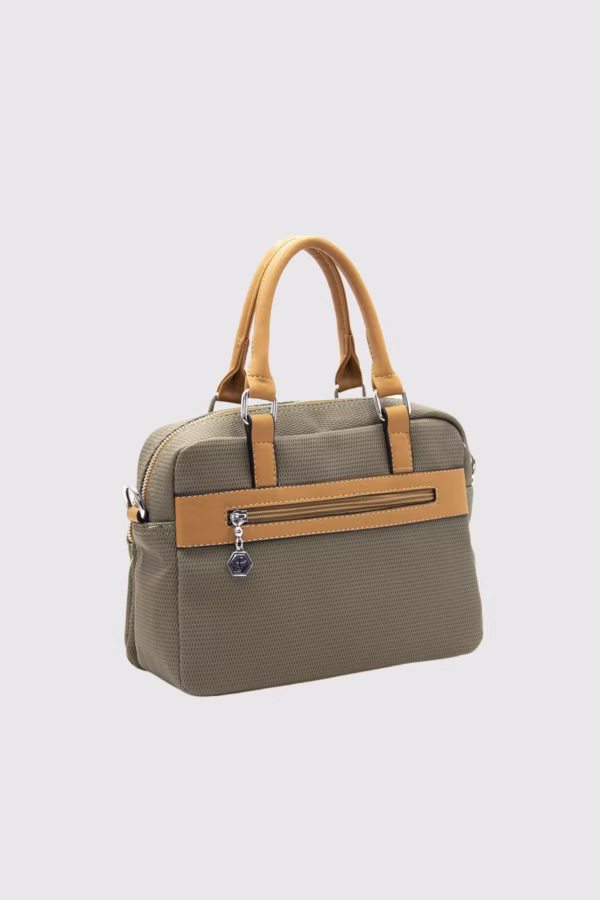 Спортна чанта с външен джоб в матирано зелено Silver&Polo