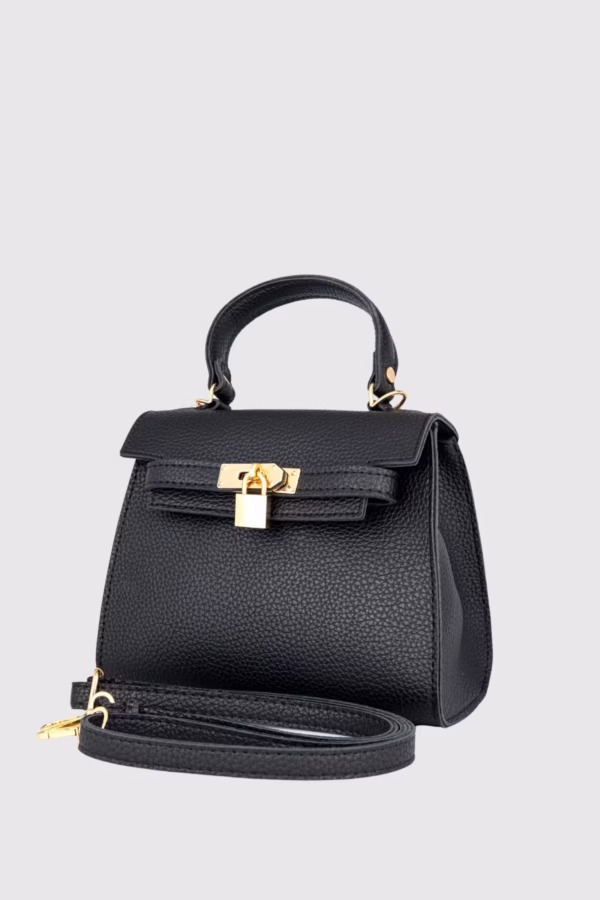 Малка дамска чанта с катинарче в цвят черно - 15 5