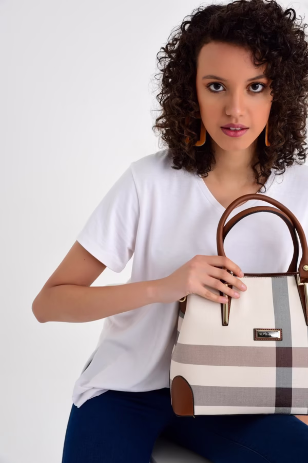 Голяма дамска чанта каре Silver&Polo