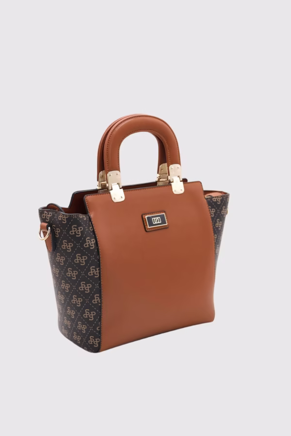 Голяма твърда дамска чанта в цвят кафяво и черно Silver&Polo