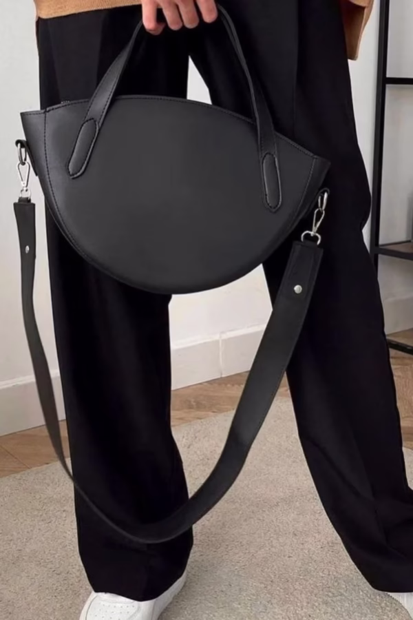 Овална дамска чанта-черно - 3 2