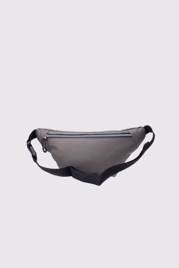 Водоустойчива спортна мъжка чанта за рамо или кръст в сиво - 27 2