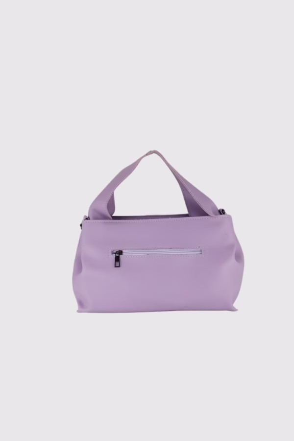 Дамска чанта с метална верижка в светло лилаво